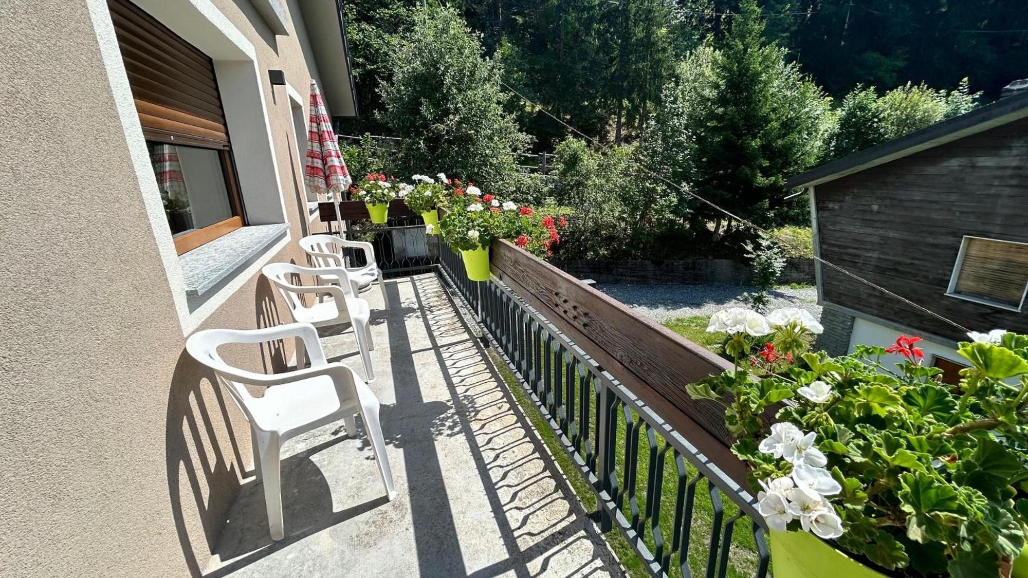 Chalet A Casa Di Martina Aosta